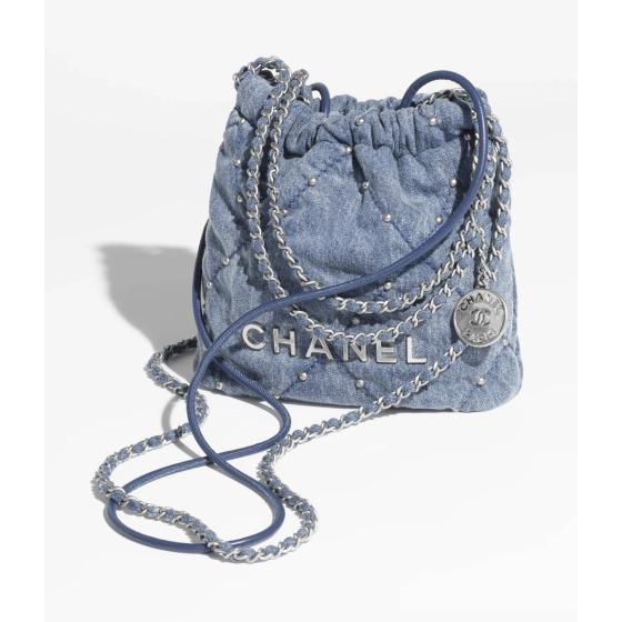 Fall/Winter 2024/25 CHANEL 22 Mini Bag