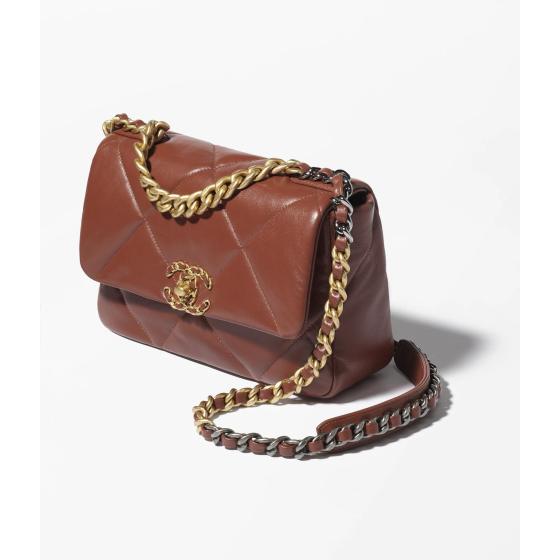 2023/24 Métiers d’Art Collection CHANEL 19 Handbag