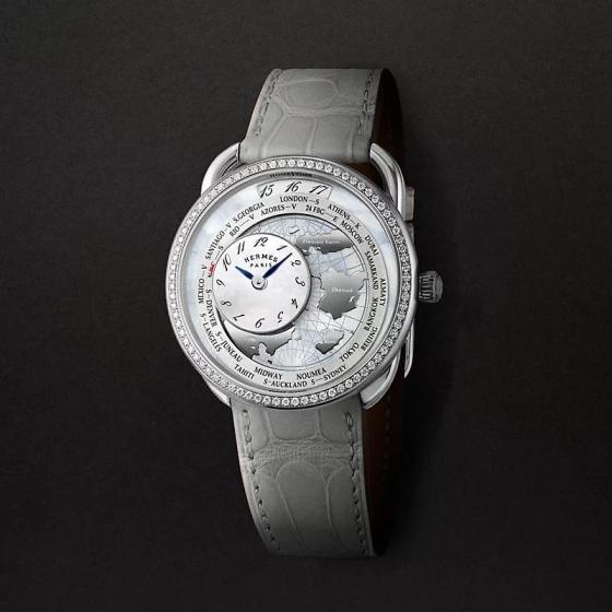 Arceau Le Temps Voyageur watch, large model, 38 mm